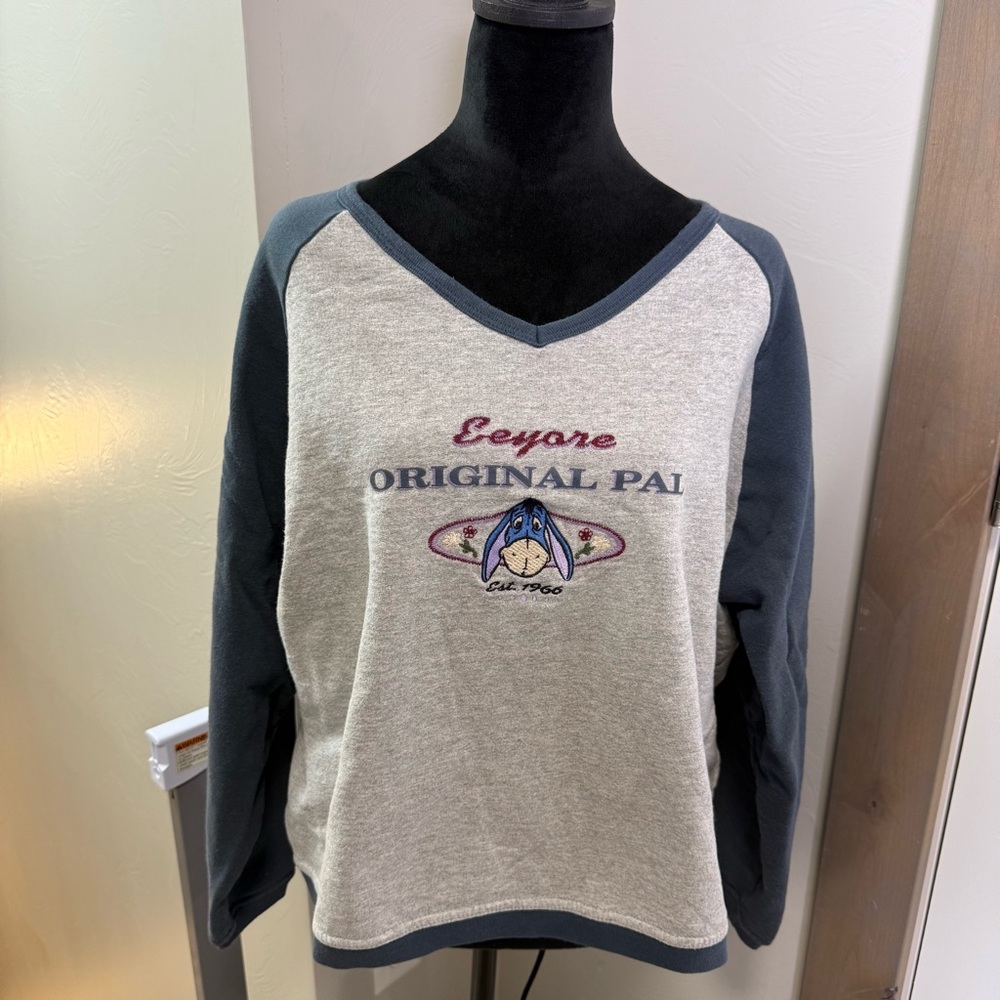 Vintage Y2K The Disney Store Eeyore Original Pal V-Neck Shirt Light Sweater L - Picture 1 of 6